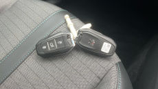 Peugeot 208 1.2 PureTech 100 Allure Premium + 5dr Petrol Hatchback